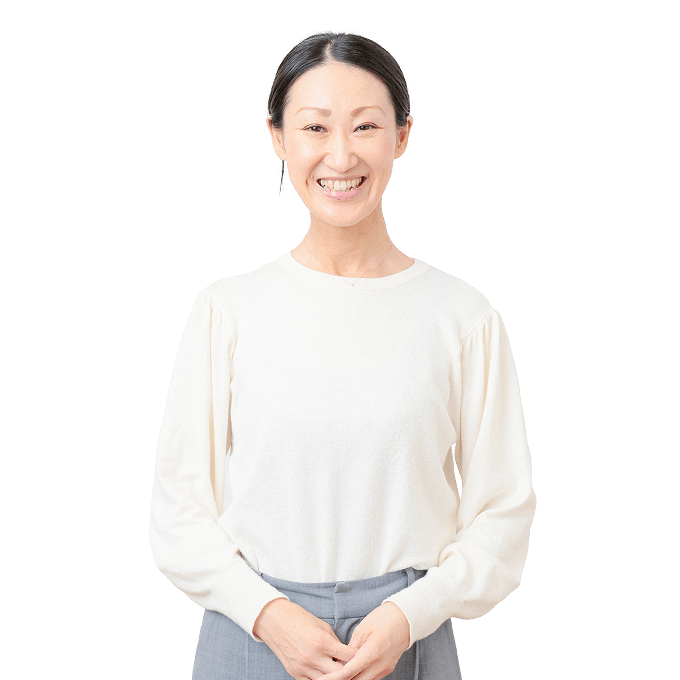 笑顔の女性社員